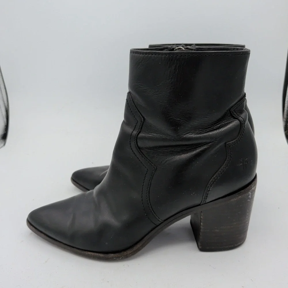 Frye brand model